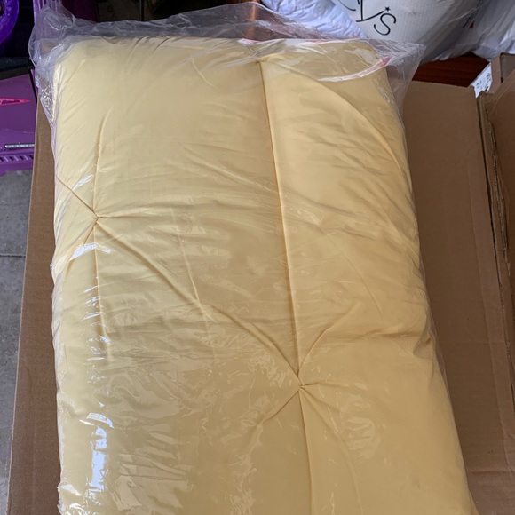 comforter set - Picture 3 of 4